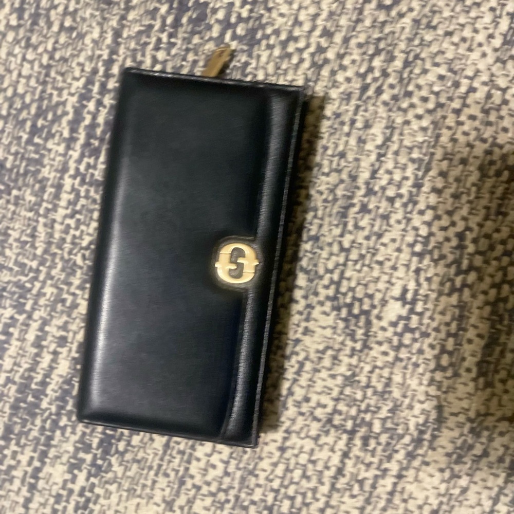 Elegant Black Wallet with Gold Accents
